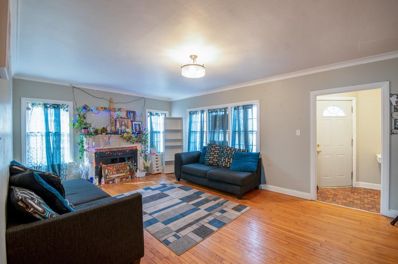 406 Ashland Ave, Green Bay, WI 54303