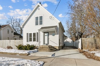 847 Frederick St, Oshkosh, WI 54901