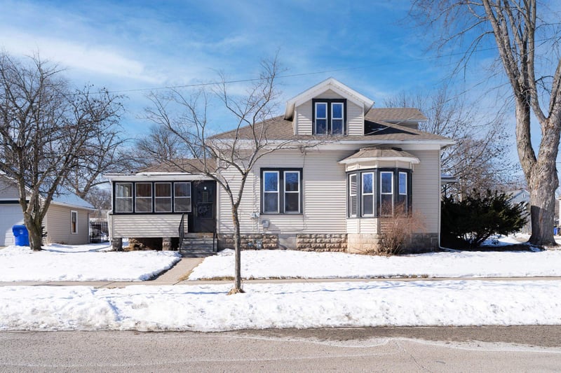 1003 Spencer St, Appleton, WI 54914