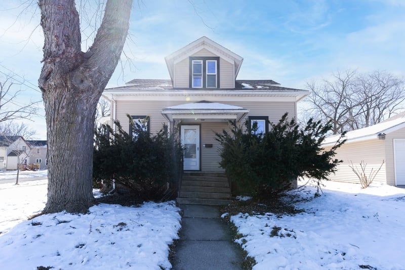 1003 Spencer St, Appleton, WI 54914