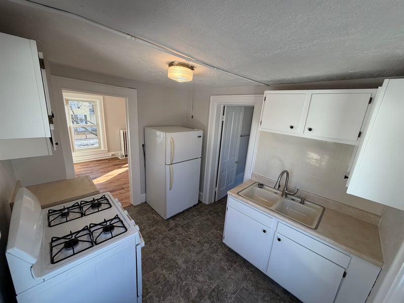 925 Minnesota St, Oshkosh, WI 54902-6441