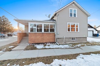 1419 Fox St, Oshkosh, WI 54902