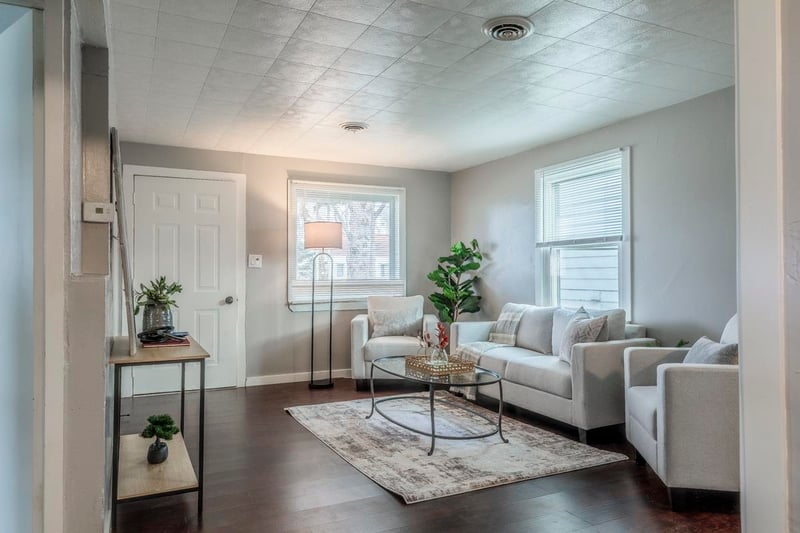 1960 Oakdale Ave, Green Bay, WI 54302