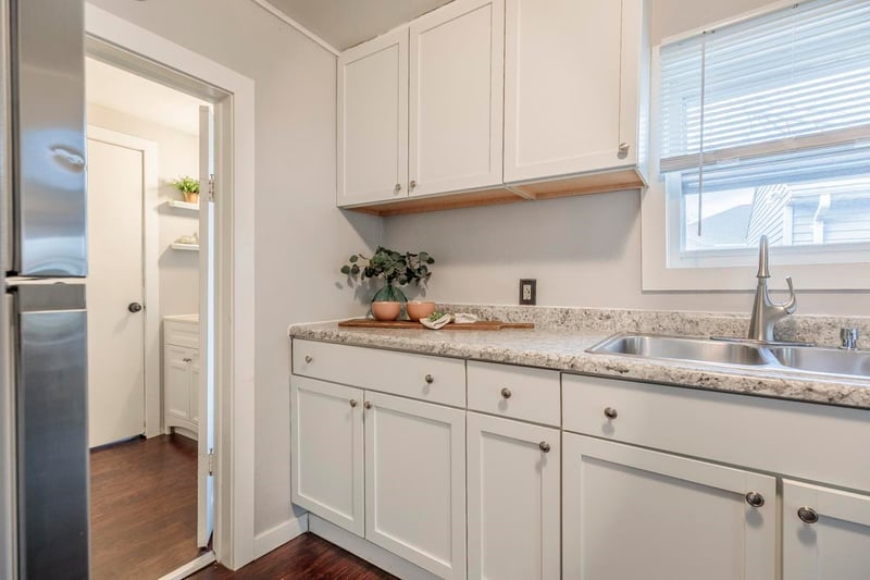 1960 Oakdale Ave, Green Bay, WI 54302