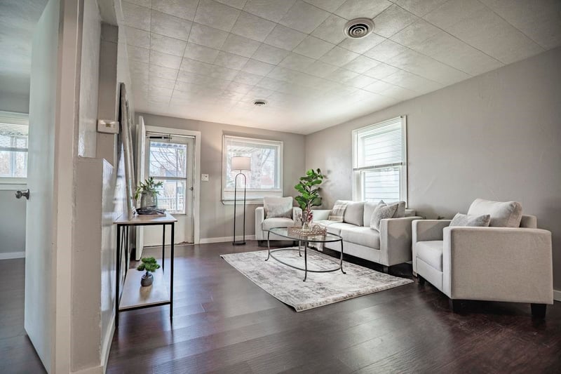 1960 Oakdale Ave, Green Bay, WI 54302