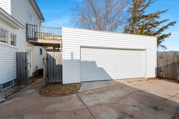 827 Catherine St, Green Bay, WI 54301-2324