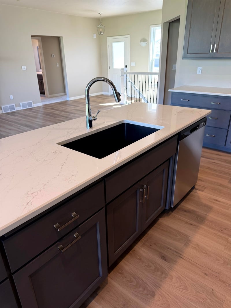 1415 Divinity Dr, De Pere, WI 54115