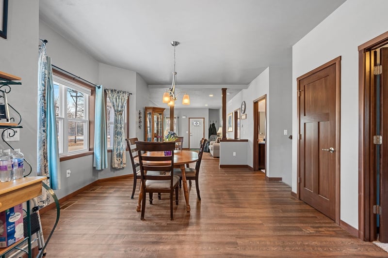 900 Greenwood Ave, Green Bay, WI 54304