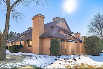 1377 18th Ave, Oshkosh, WI 54902-6658