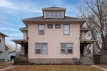 1119 Wisconsin St, Oshkosh, WI 54901