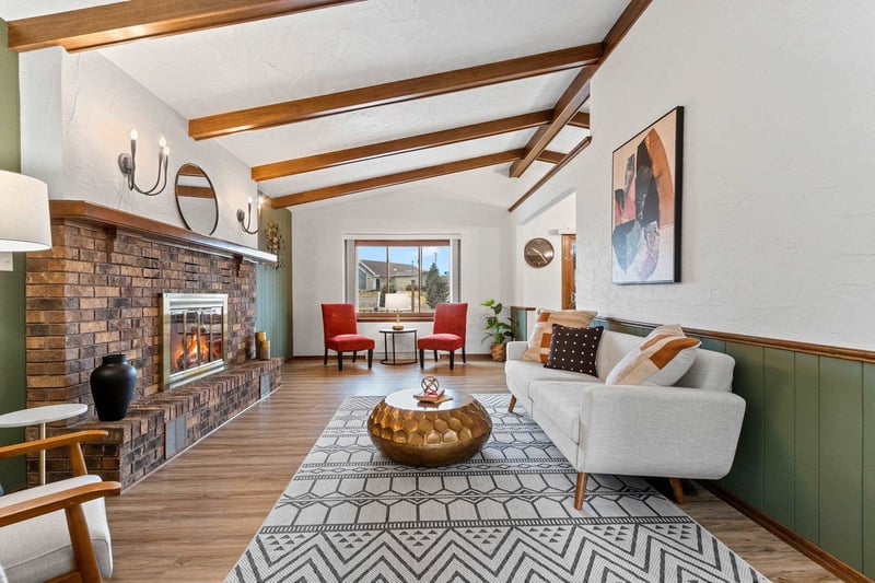 36 Apache Ct, Appleton, WI 54911