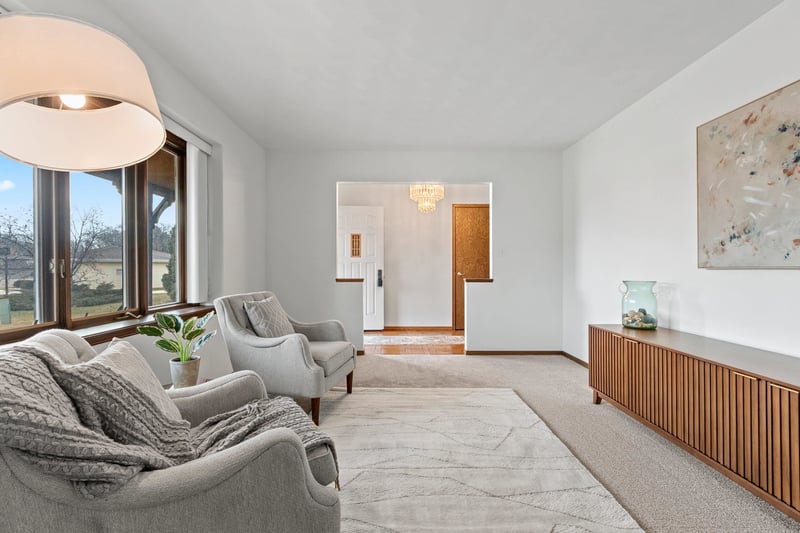 36 Apache Ct, Appleton, WI 54911