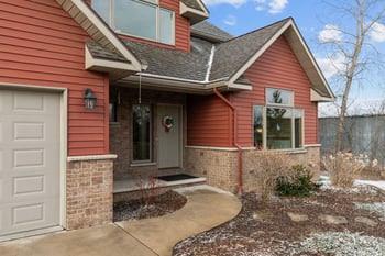 2740 Marine Dr, Oshkosh, WI 54901