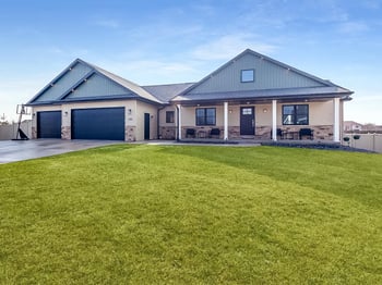 440 Kristy Lee Ct, Green Bay, WI 54311