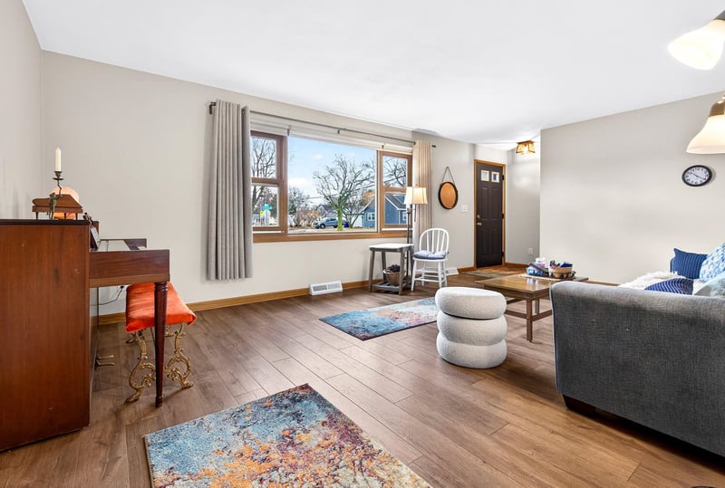 1428 Pershing St, Appleton, WI 54911