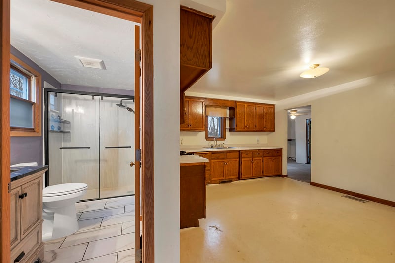 4907 Ball Park Rd, Little Suamico, WI 54141