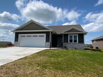 3117 Lazy Oak Ct, Green Bay, WI 54311