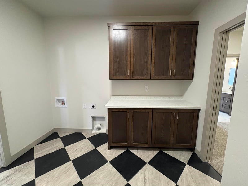 3141 Lazy Oak Ct, Green Bay, WI 54311