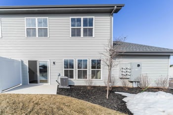 1068 20th Ave, Oshkosh, WI 54902-6618