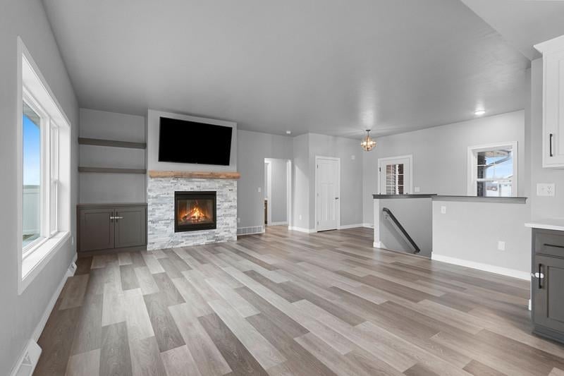 1748 Bridge Port Cir, De Pere, WI 54115