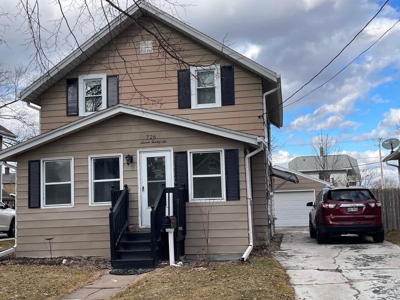 726 Summer St, Appleton, WI 54914