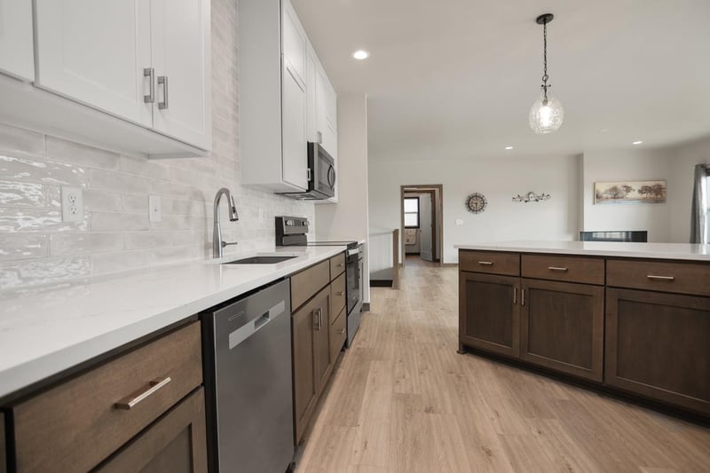 2513 Tipperary Trl, De Pere, WI 54115-8823