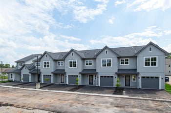 1084 20th Ave, Oshkosh, WI 54902-6618