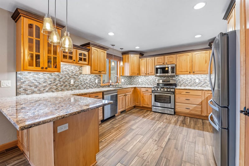 4175 Twilight Ct, Oshkosh, WI 54904-6923