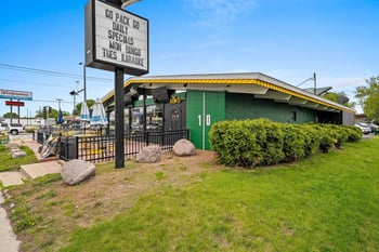 2148 University Ave, Green Bay, WI 54301-3628