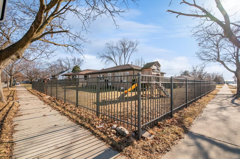 1626 Lilac St, Green Bay, WI 54302