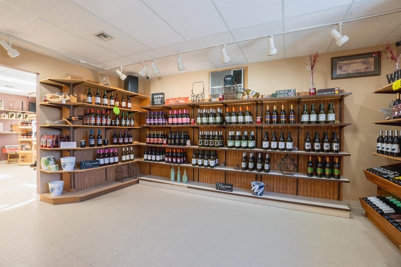 17153 Big Hill Rd, Lakewood, WI 54138