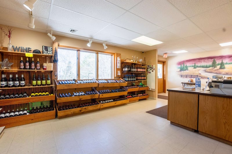 17153 Big Hill Rd, Lakewood, WI 54138