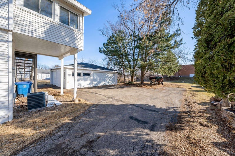 2409 Omro Rd, Oshkosh, WI 54904