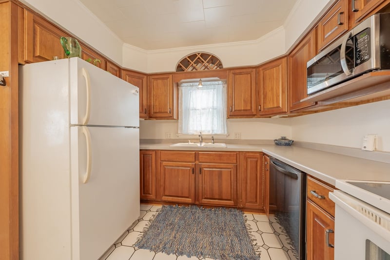 1417 8th St, Appleton, WI 54914