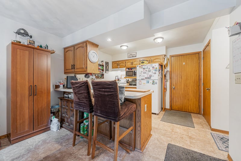 68 Valerie Dr, Appleton, WI 54915