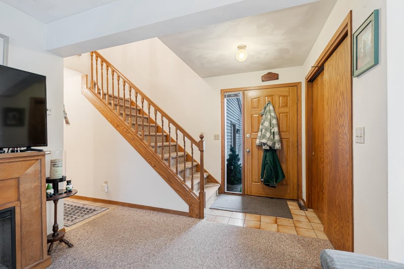 68 Valerie Dr, Appleton, WI 54915