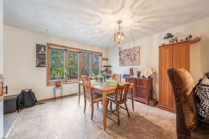 68 Valerie Dr, Appleton, WI 54915