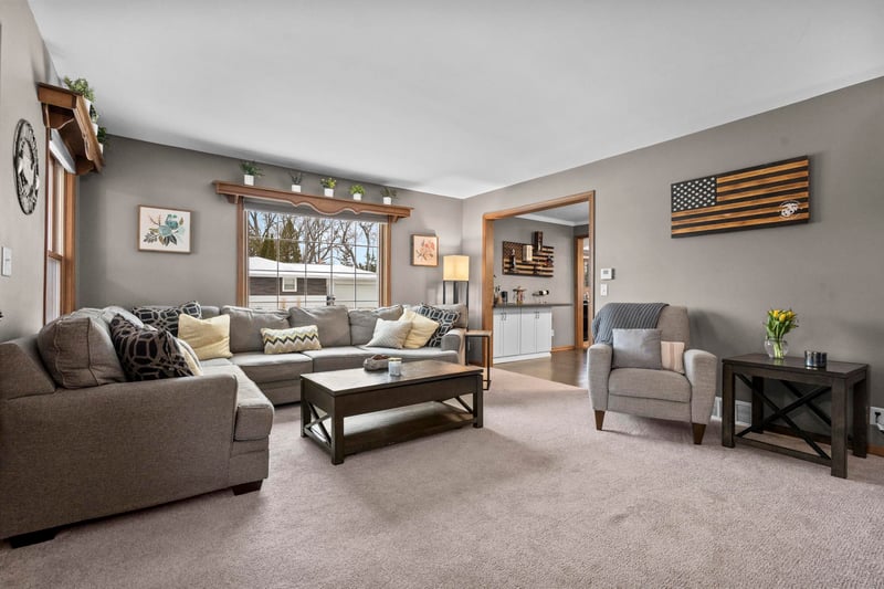 1846 Sheridan St, Oshkosh, WI 54901-2179