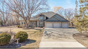 1051 Oakwood Rd, Oshkosh, WI 54904-8166