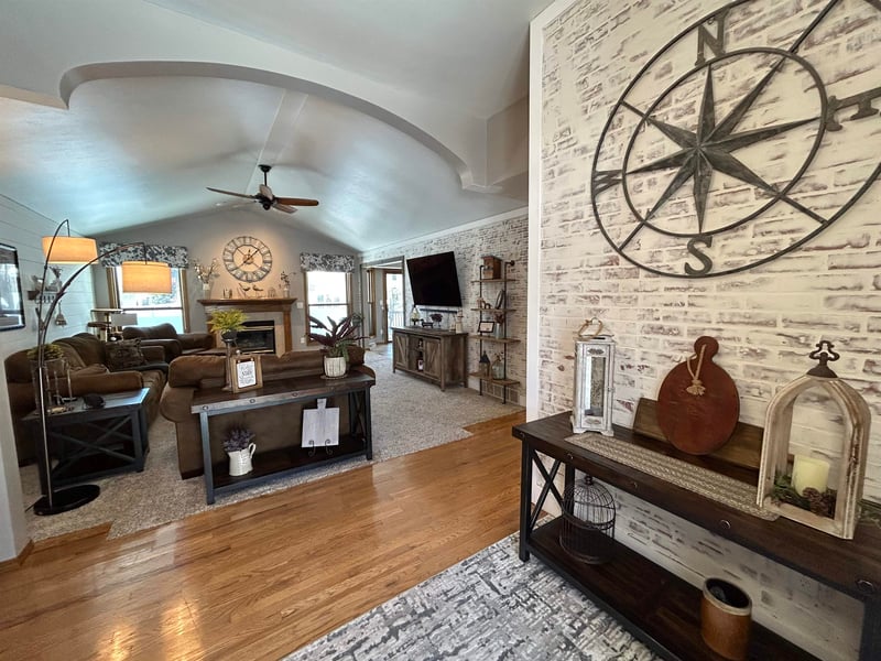 2169 Kensington Dr, Green Bay, WI 54311