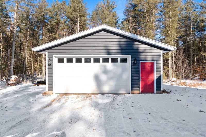 10538 Pipeline Rd, Suring, WI 54174-9616