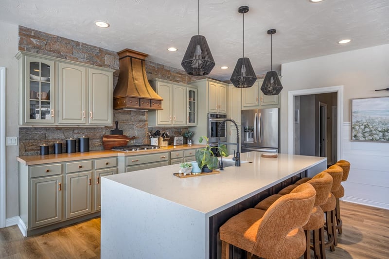 4694 Indian Bend Rd, Oshkosh, WI 54904