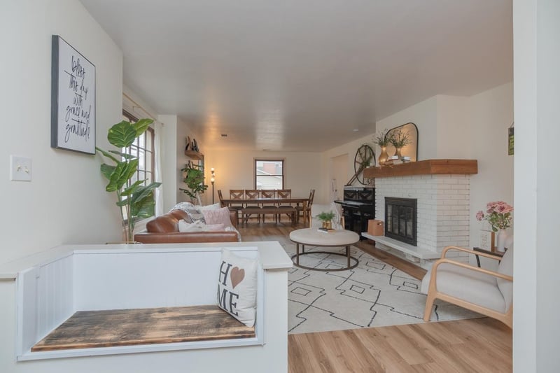 747 Bordeaux Rue, Green Bay, WI 54301-1454