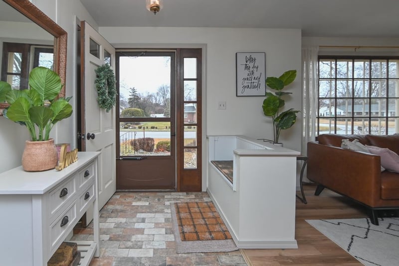 747 Bordeaux Rue, Green Bay, WI 54301-1454