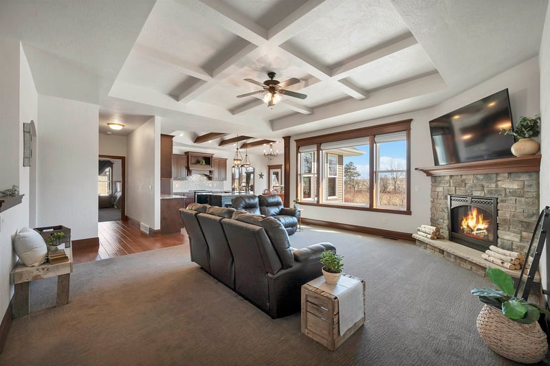 1656 Steiner Ln, Green Bay, WI 54313