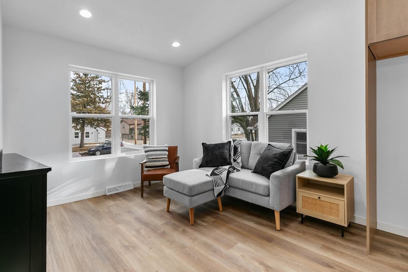 305 Smith Ave, Oshkosh, WI 54901