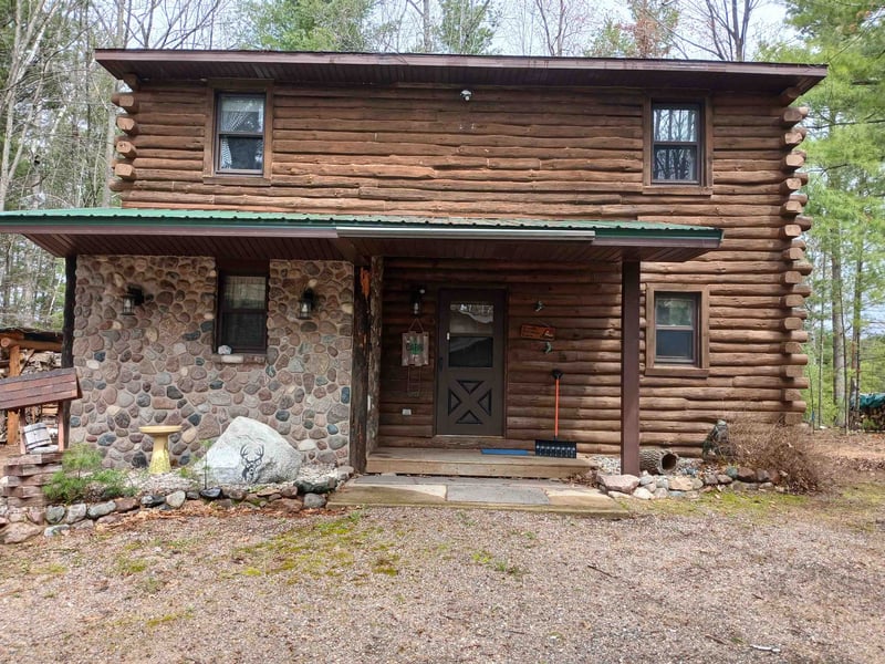 14946 Sunrise Ct, Mountain, WI 54149