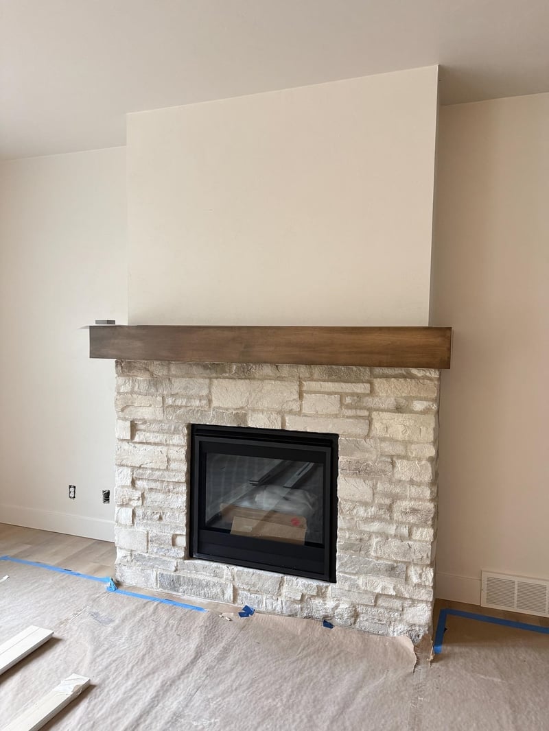 W6838 Goldfinch Dr, Greenville, WI 54942