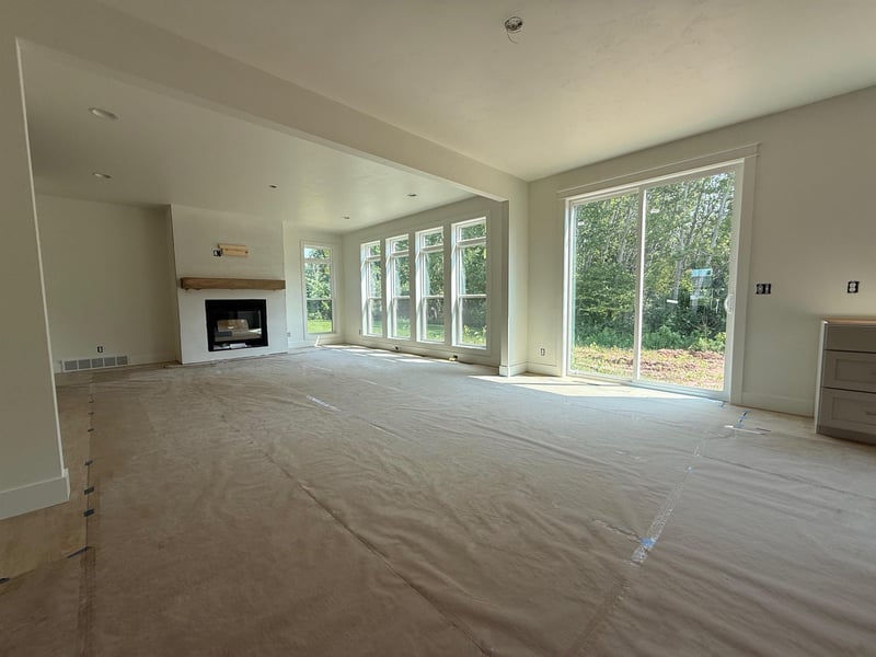 W5875 Delta Dr, Menasha, WI 54952