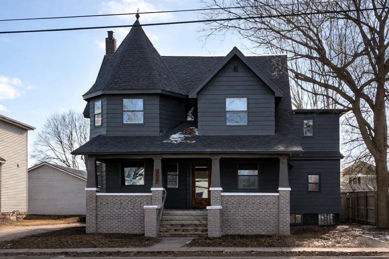 329 Taylor St, Kaukauna, WI 54913